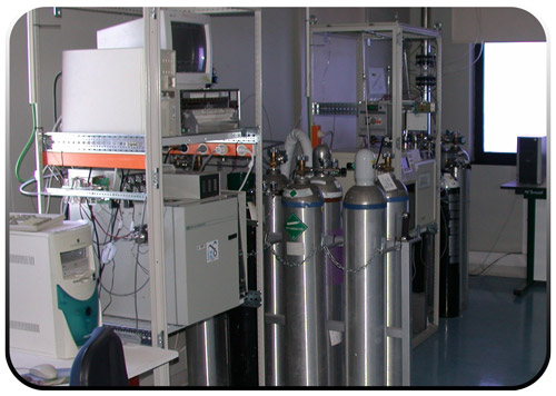 ساختار سیستم تزریق CO2 - چه دستگاههایی برای تجهیز کردن گلخانه بخریم - دستگاههای خرید تجهیزات گلخانه مدرن